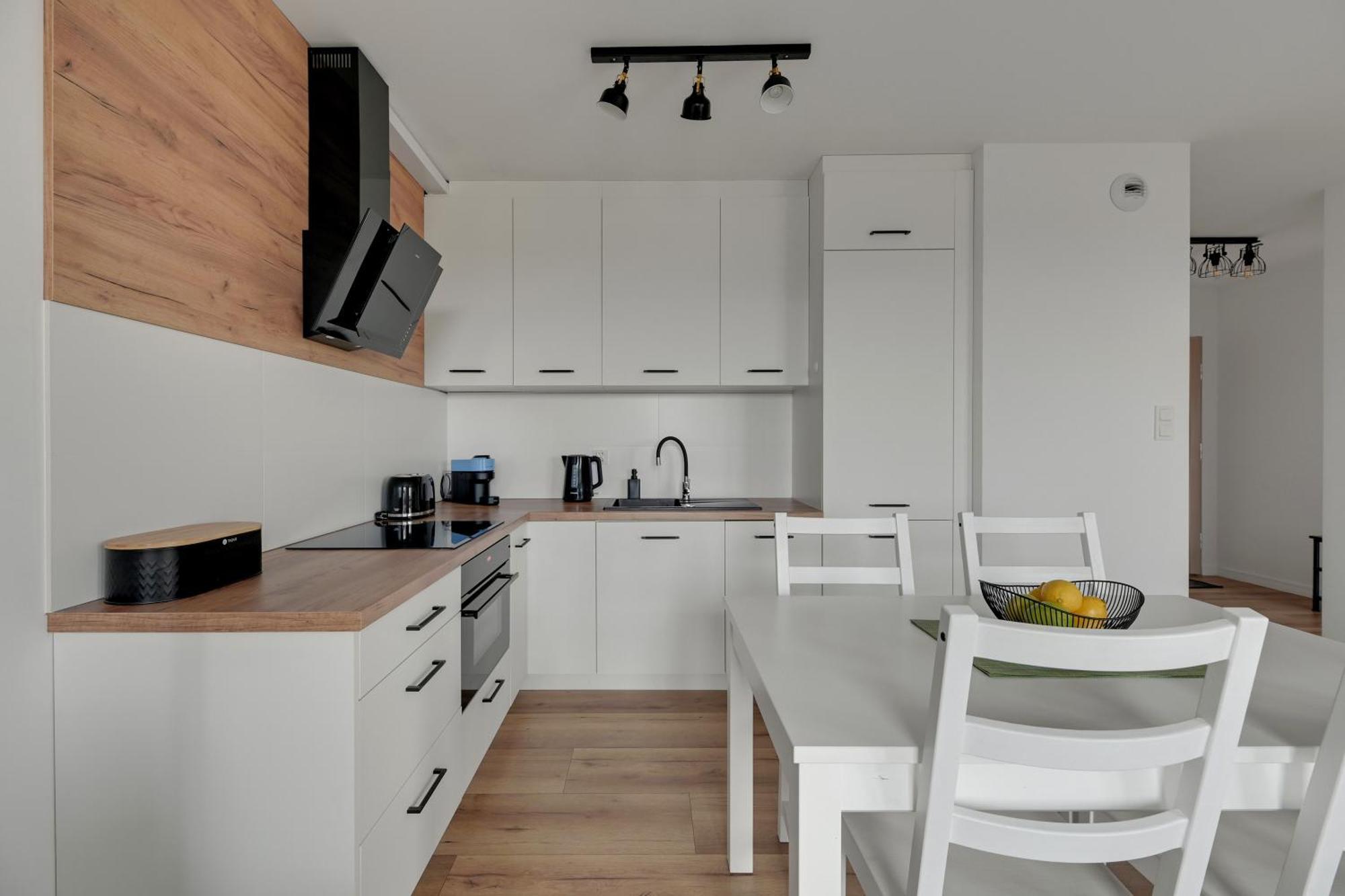 Baltic Sea Letnica Apartments With Parking By Lion Apartments 格但斯克 外观 照片
